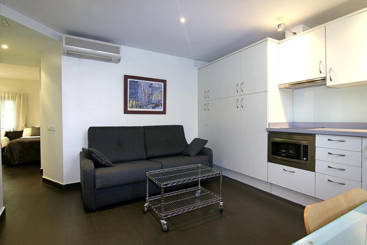 Classbedroom Born Apartments — Photos 3